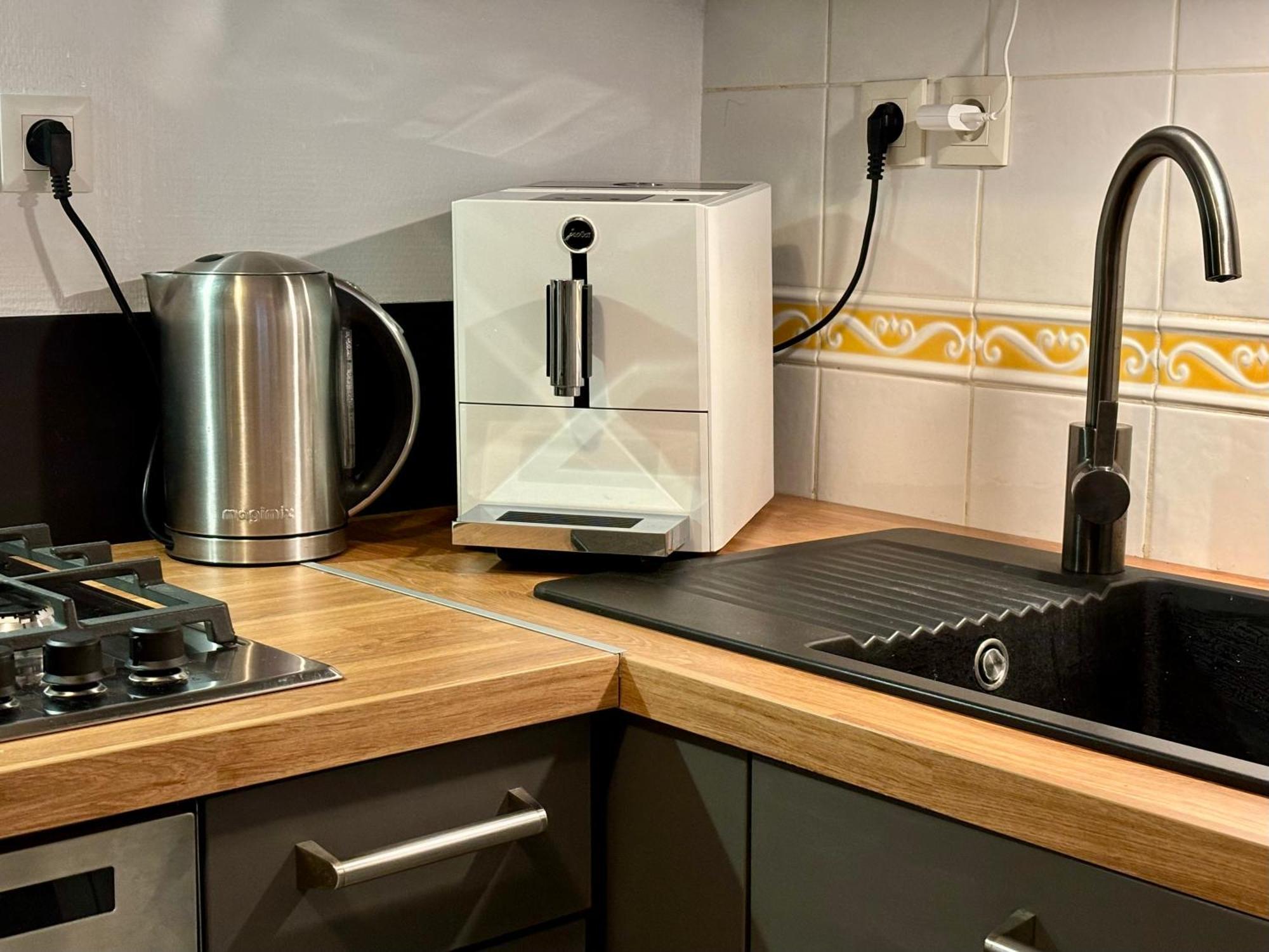 Appartement Proche Centre Parking & Terrasse Μπεζανσόν Εξωτερικό φωτογραφία